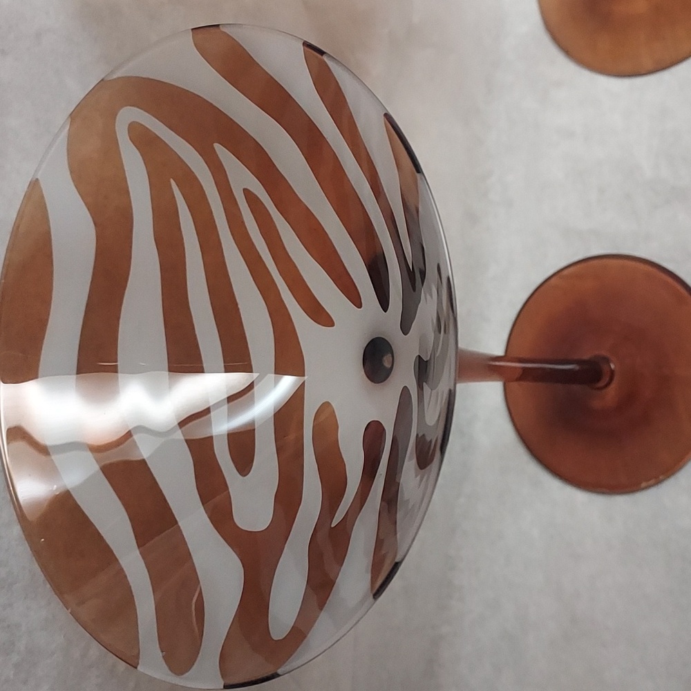 Vintage Animal Print Hetched Martini Glasses. - Picture 3 of 6